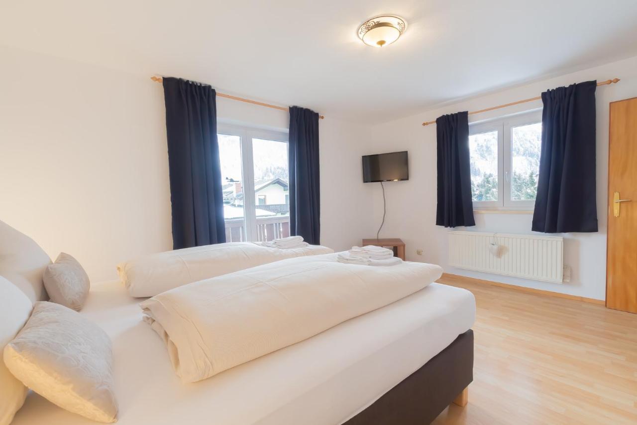 Holiday home The Steinbock With Garden And Bbq Zell am See