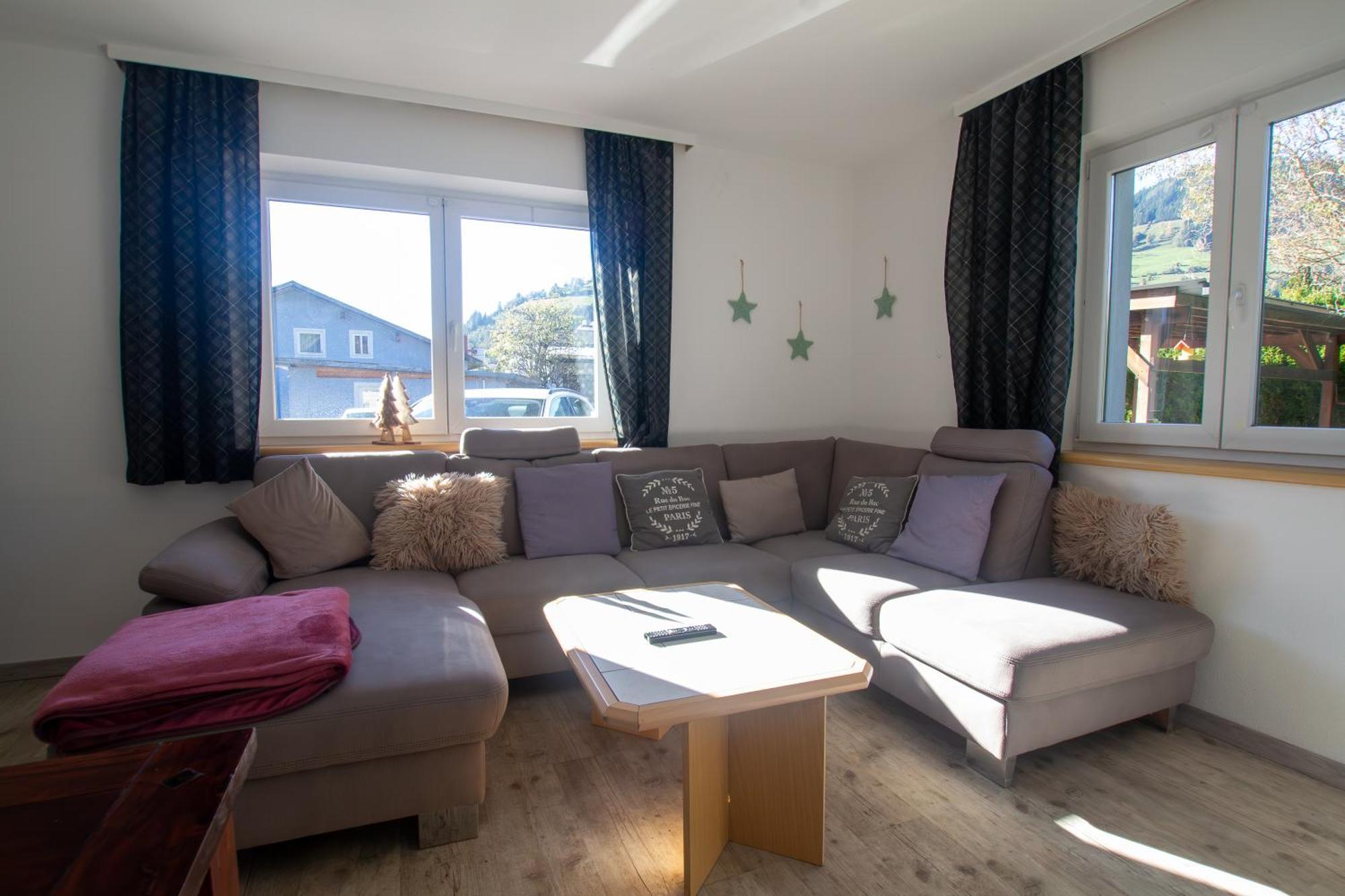 Holiday home The Steinbock With Garden And Bbq Zell am See